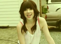 carly-rae-jepsen-call-me-maybe